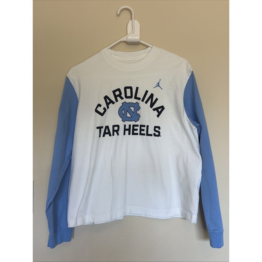 Jordan UNC Carolina Tarheels Graphic Logo Crewneck Raglan Tshirt Tee Medium
